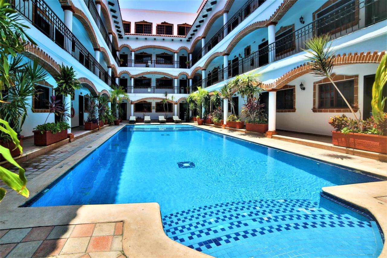 Hotel Colonial Playa Del Carmen Dış mekan fotoğraf