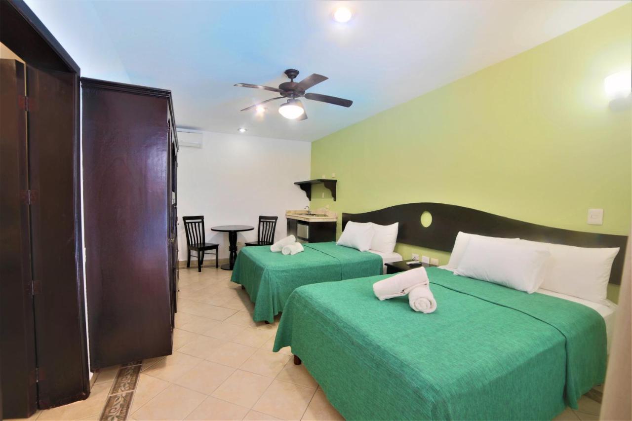 Hotel Colonial Playa Del Carmen Dış mekan fotoğraf