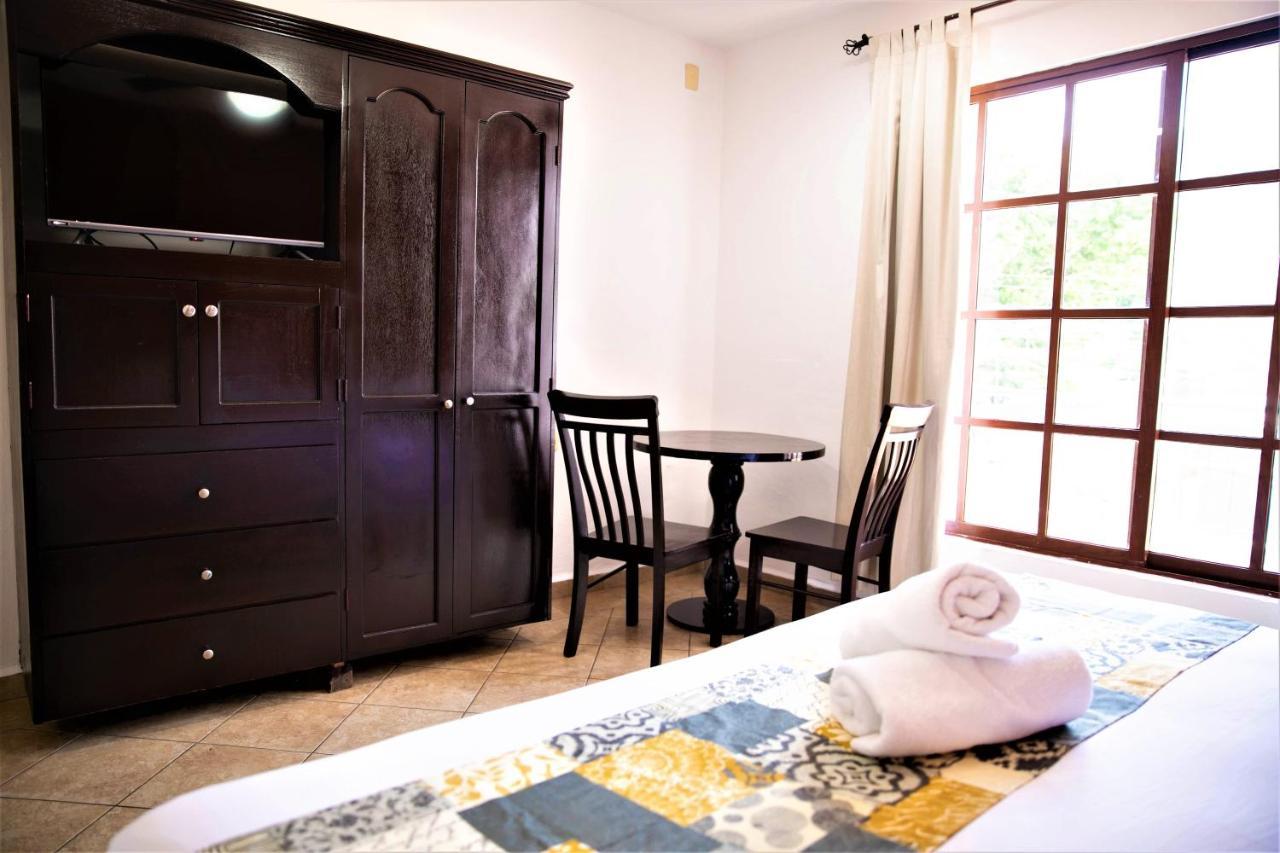 Hotel Colonial Playa Del Carmen Dış mekan fotoğraf