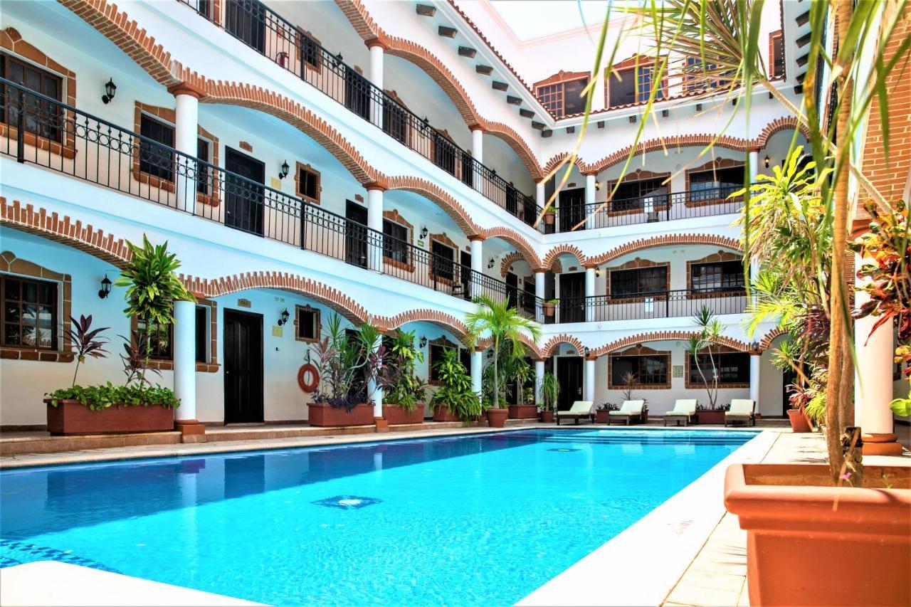Hotel Colonial Playa Del Carmen Dış mekan fotoğraf